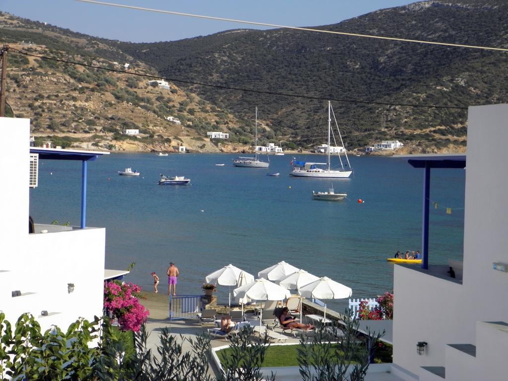 George'S Seaside Apartments Sifnos 바티 외부 사진